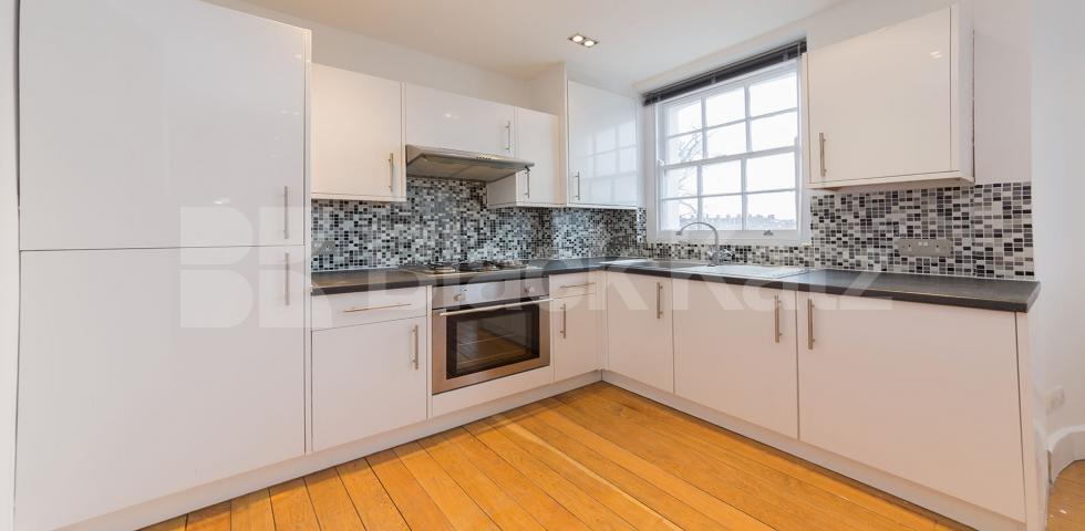			2 Bedroom, 1 bath, 1 reception Flat			 Chapel Market, N1, ANGEL-ISLINGTON
